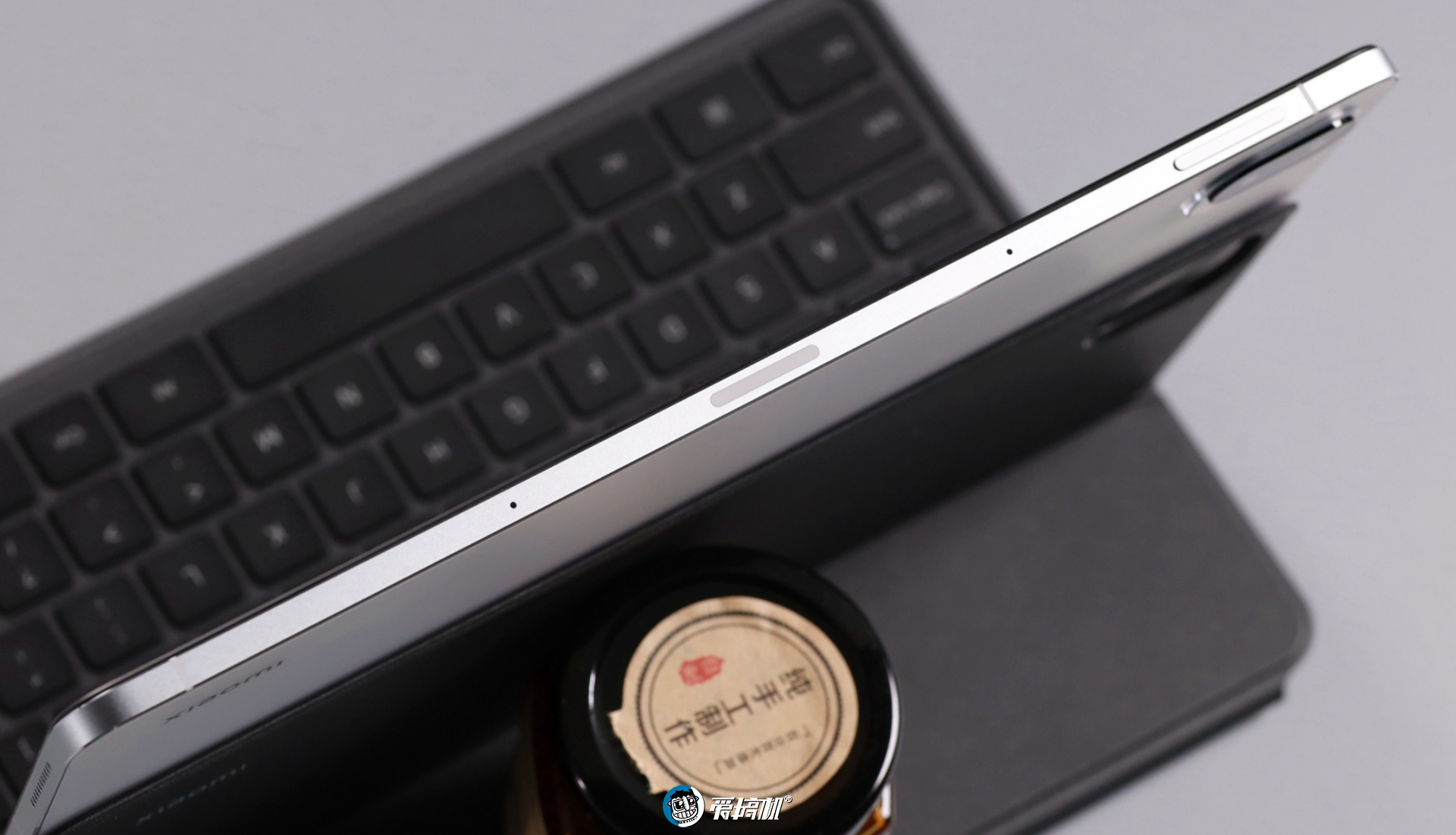 小米平板5Pro体验：生而爱奇艺，何必生产力？