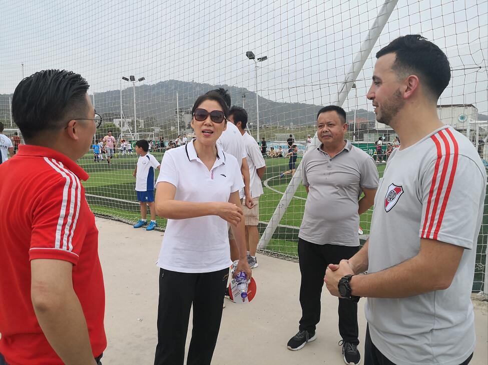 赏心悦目的南美足球,夏日里吹来一股凉爽的风