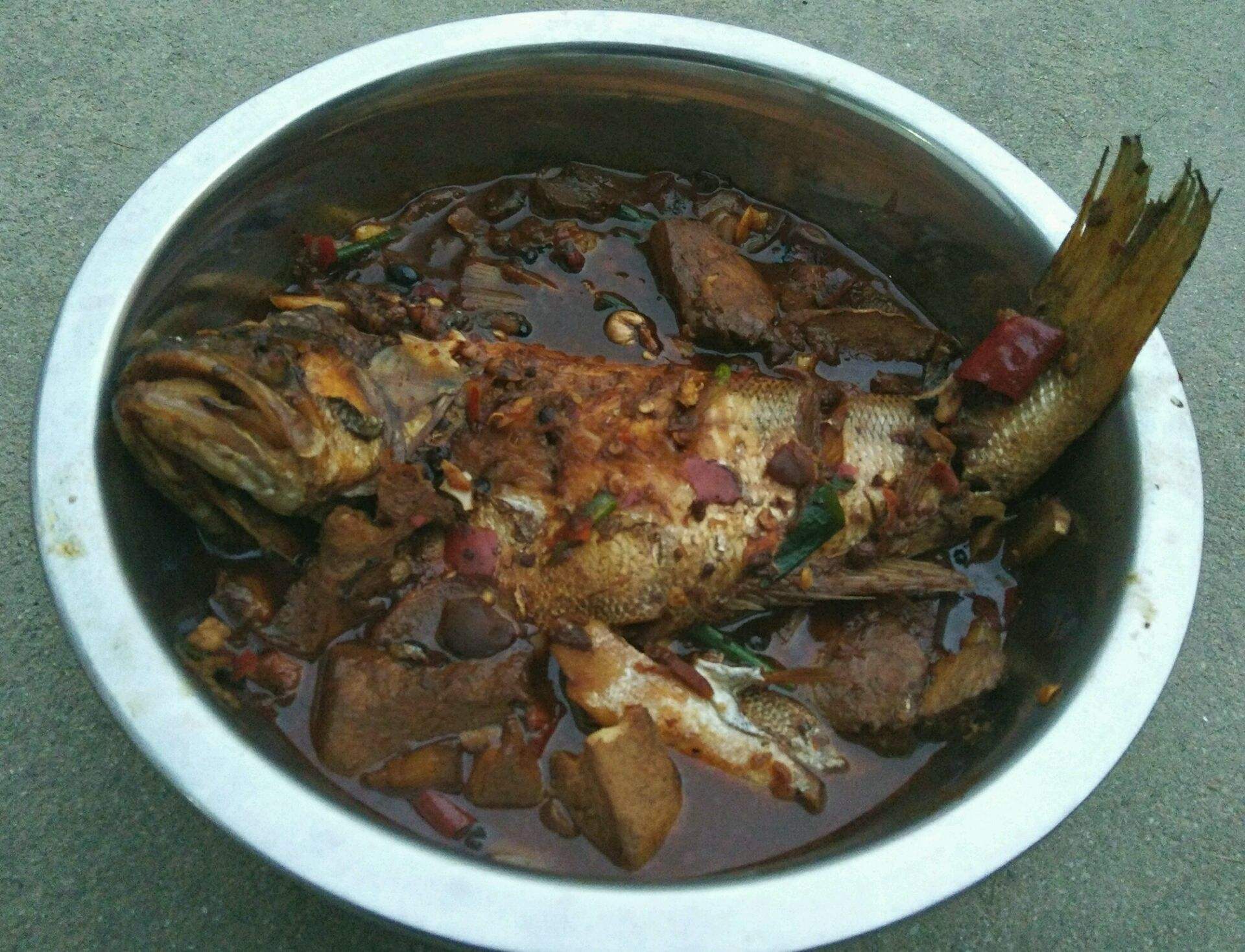 豆腐炖鱼好吃营养做法分享给大家,豆腐炖鱼怎么煮最好吃最简单