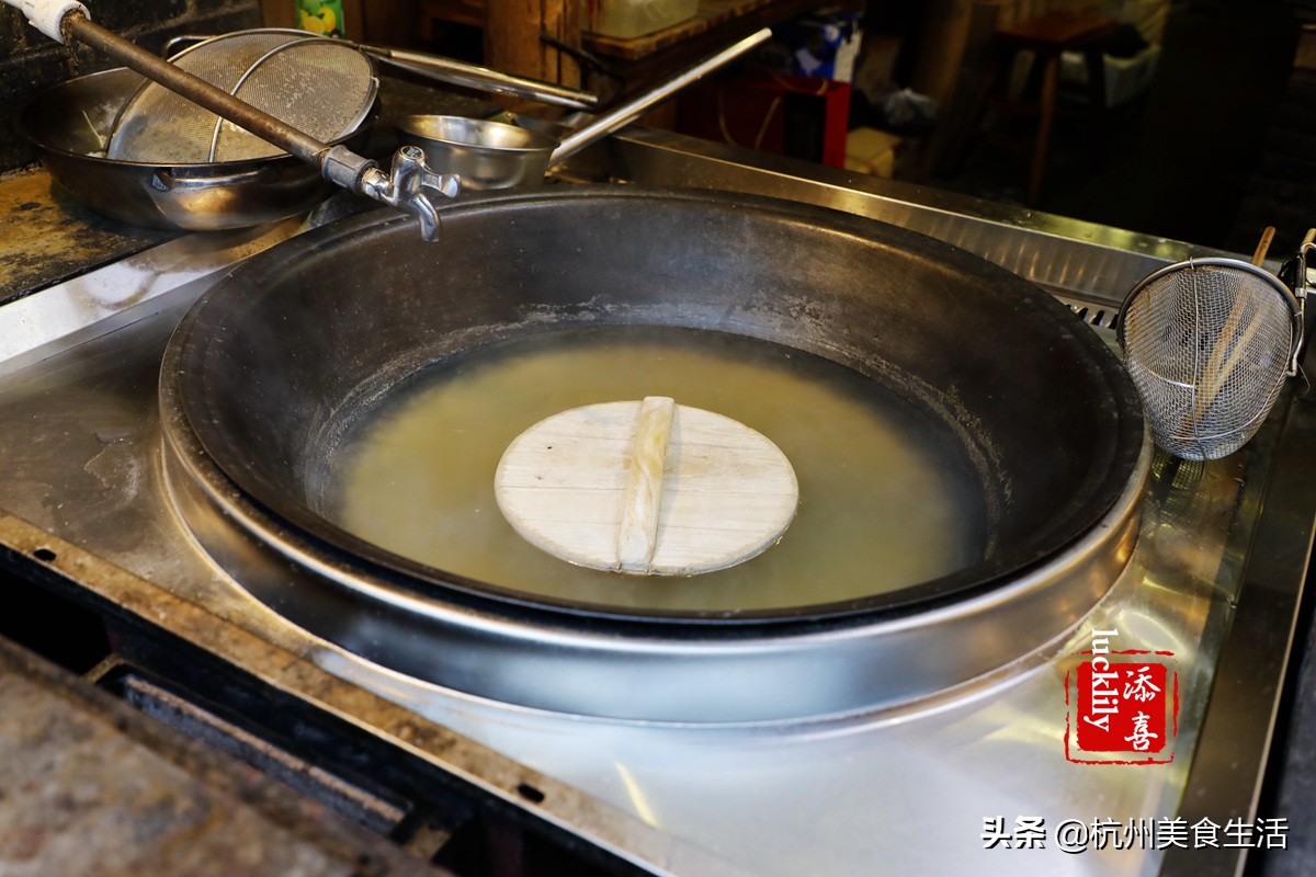 镇江美食三怪,镇江美食推荐锅盖面