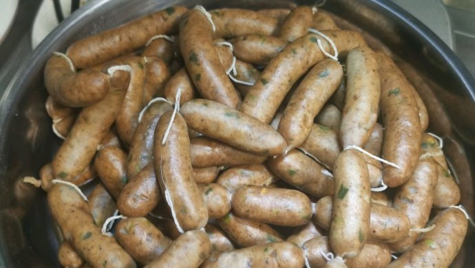 灌香肠调料配方及制作方法,灌香肠肉馅需不需要加水