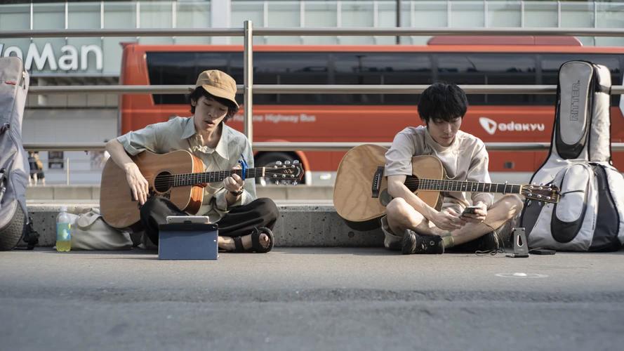 中老年人自学吉他零基础入门,吉他入门零基础自学软件免费