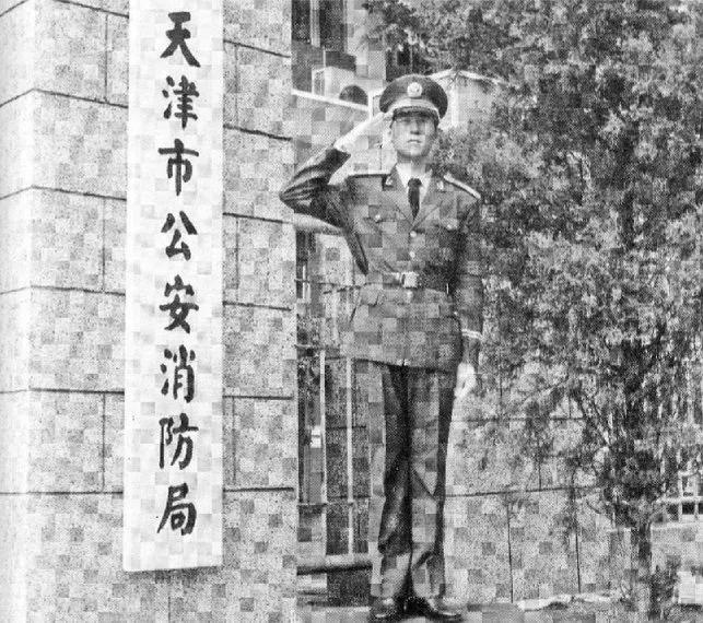 九十年代天津老照片图文,老照片1980年的天津街景