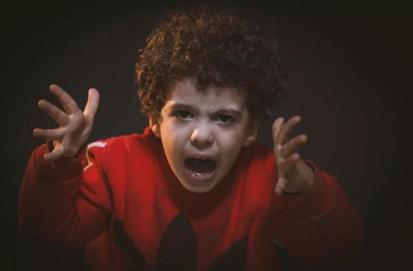 孩子性格暴躁怎么进行心理辅导,怎样让孩子改掉脾气暴躁的习惯