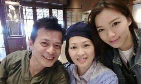 梁洁华黄日华最后结局,黄日华和梁洁华相伴40载