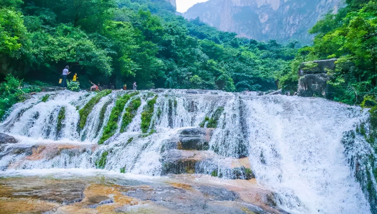 小布播报|地铁将分两批恢复运营；《郑州市物业管理条例》10月1日起施行