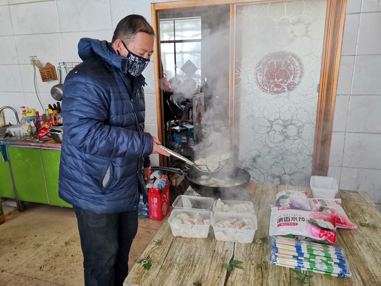 疫无反顾依旧坚守,义无反顾巾帼担当