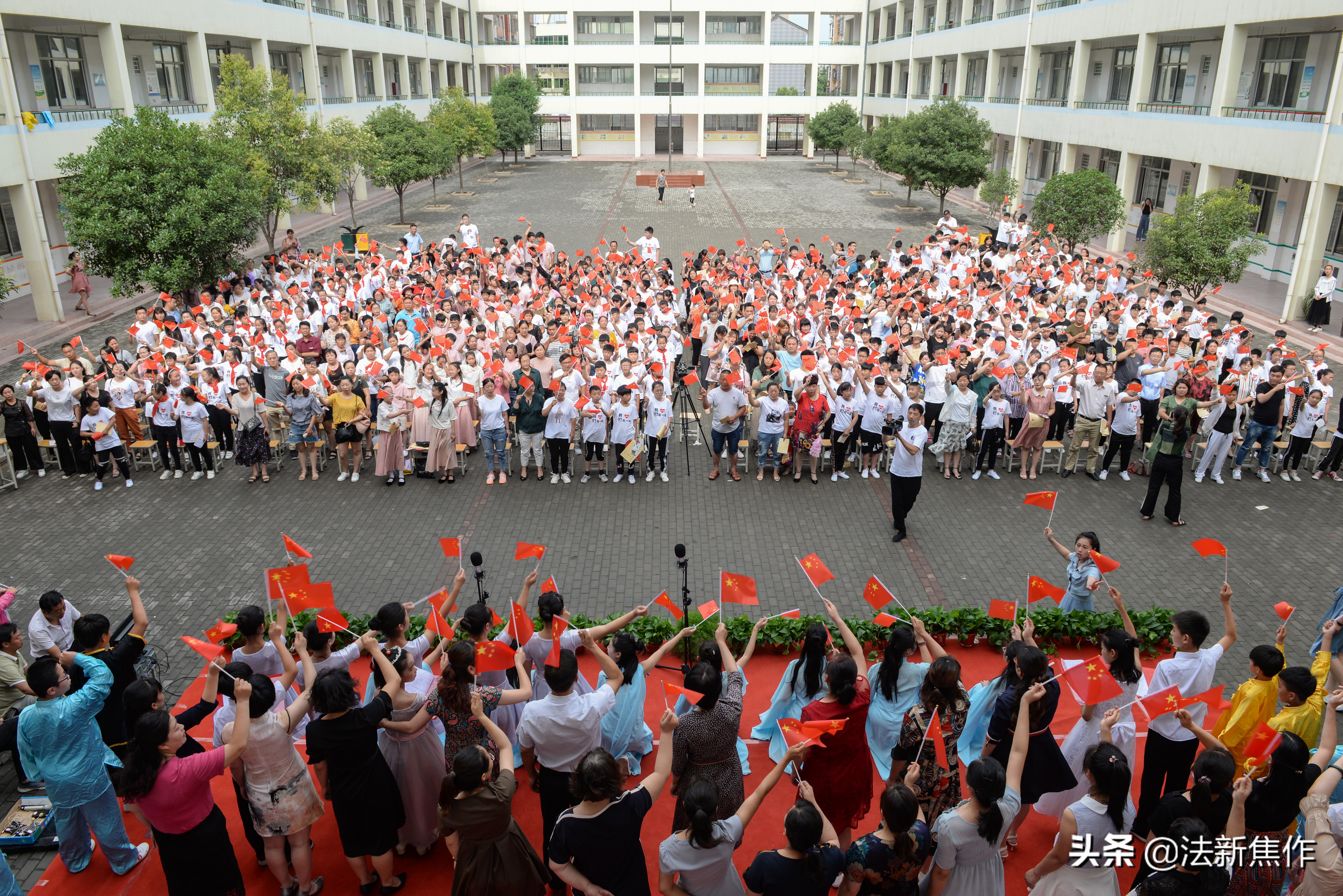 建党百年感人诗歌,献礼建党百年诗