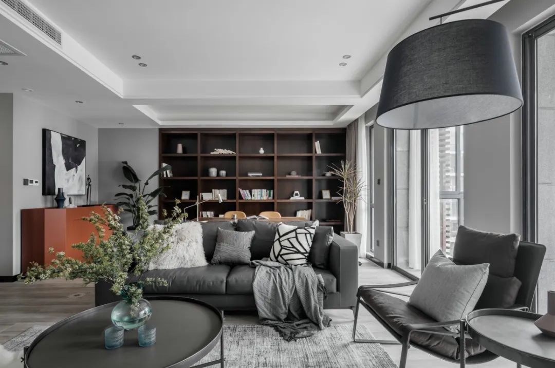 入户玄关与卫生间一体装修效果,玄关面积太小怎么装修