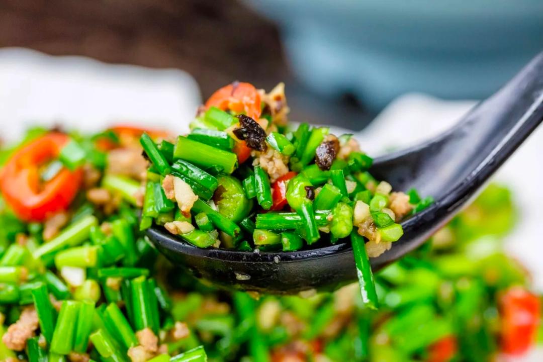 苍蝇爬过的食物真的不能吃吗,蚂蚁上树的食用方法