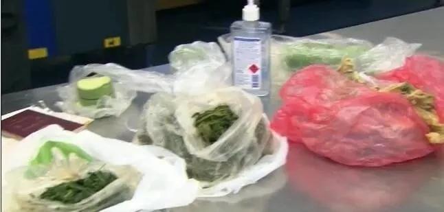 出国被海关劝退护照签证还能用吗,出国被海关劝返签证还能用吗