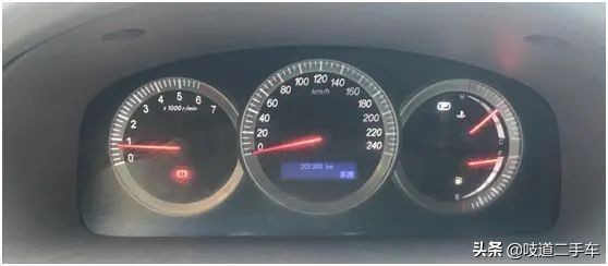 2万开回美式油老虎，后排沙发气场足