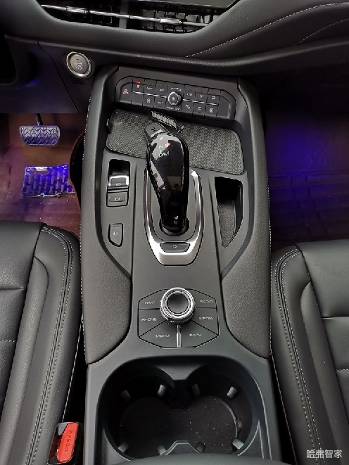 试驾H6国潮款超豪华,哈弗最新款f7试驾视频