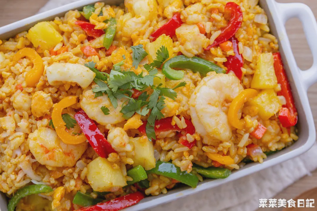 蛋炒饭这样做真好吃,10分钟蛋炒饭