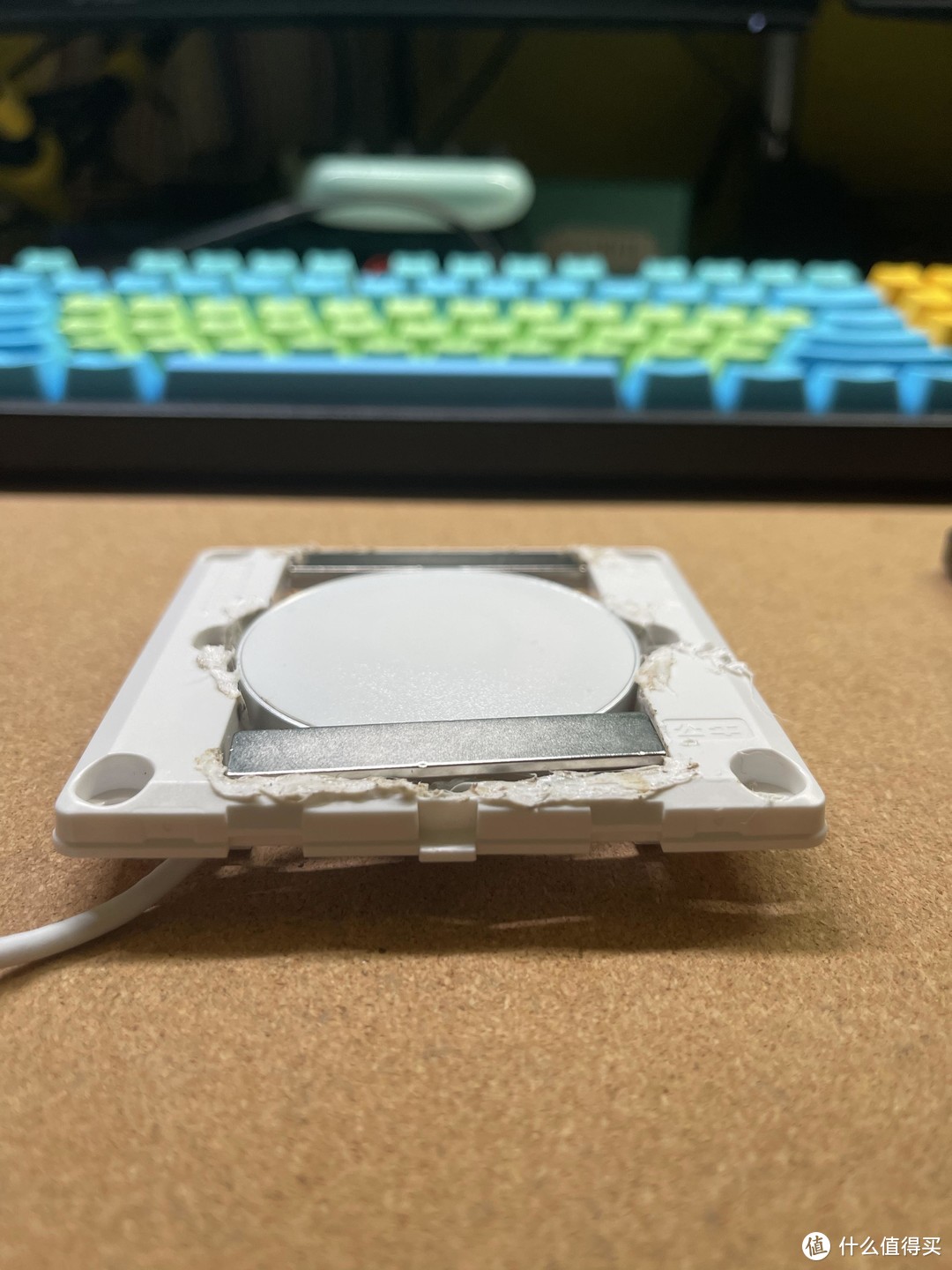 86底盒MagSafe磁吸固定手机无线充电改造方案