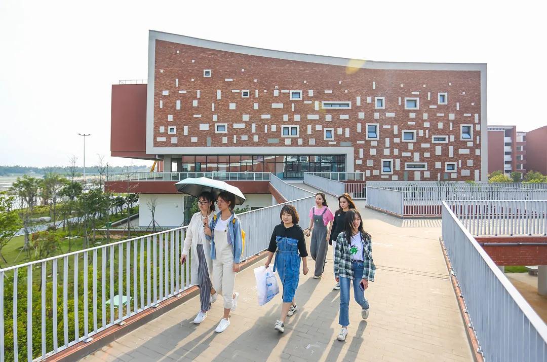 奥利给!“优等生”晋江