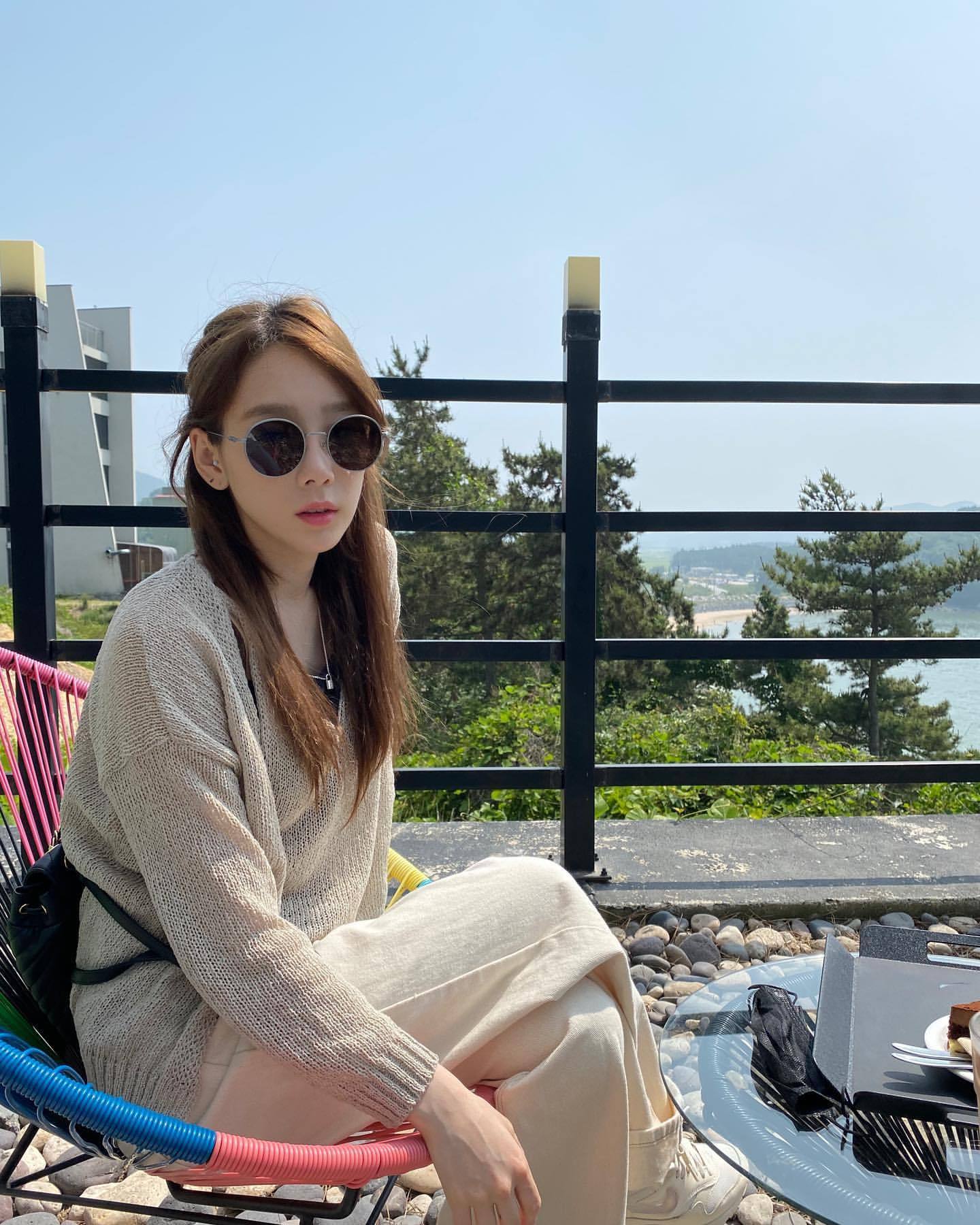 显白显气色腮红,方圆脸适合氛围感的腮红推荐平价