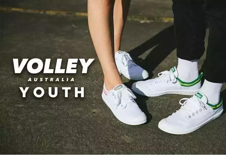 帆布鞋并不是人人都适合,匡威的帆布鞋和普通帆布鞋的区别