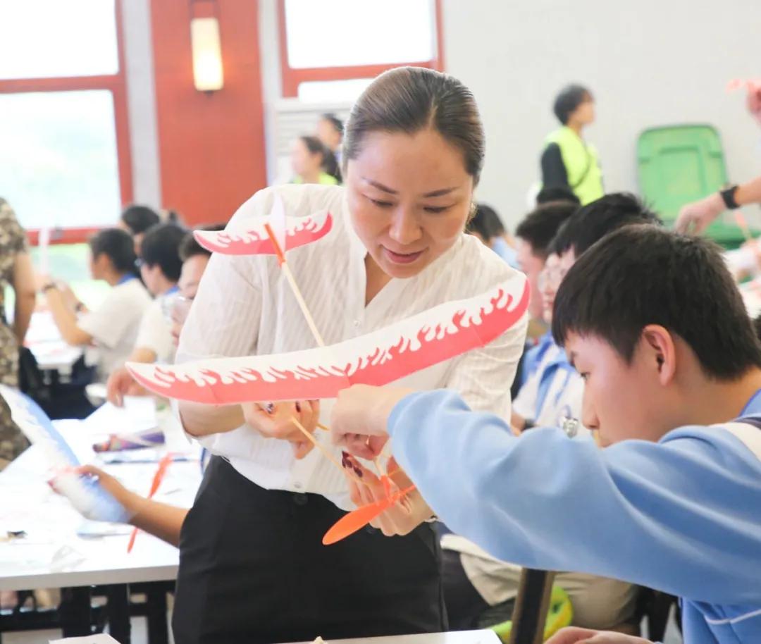 湘潭江声实验学校2017班,湘潭江声实验学校的学生