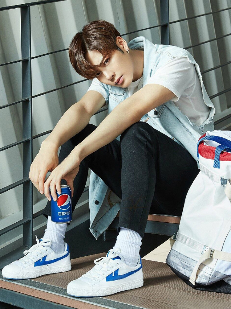 女生需要哪些基础款鞋子,男生经典基础鞋名称