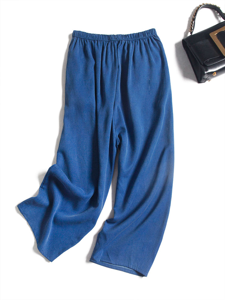 直筒蚕丝裤搭配哪个衣服好看,蚕丝裤时尚百搭修身显瘦