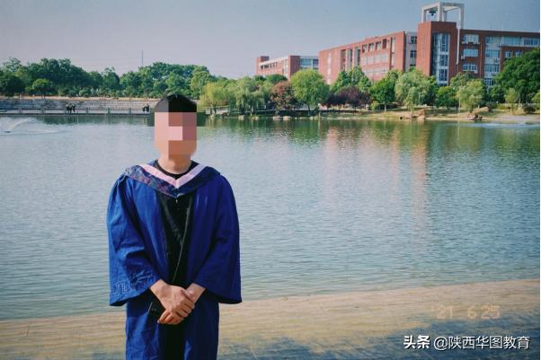 公务员自由职业怎么样,公务员是高薪职业吗