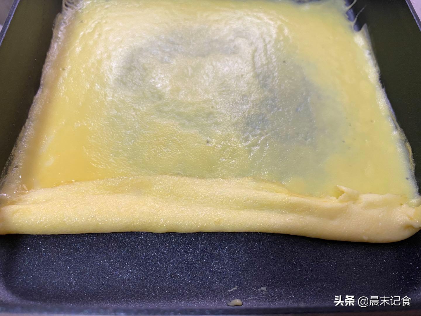 厚蛋烧容易发老和开裂?教你掌握3个小技巧,方正好吃不开裂