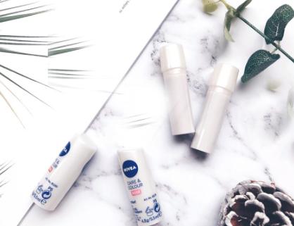 十款好用的润唇膏推荐女生,好用的润唇膏大干唇