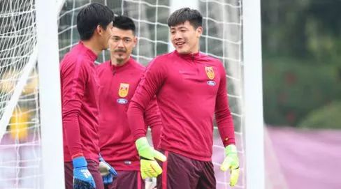 国安的郭“国门”，命真好！