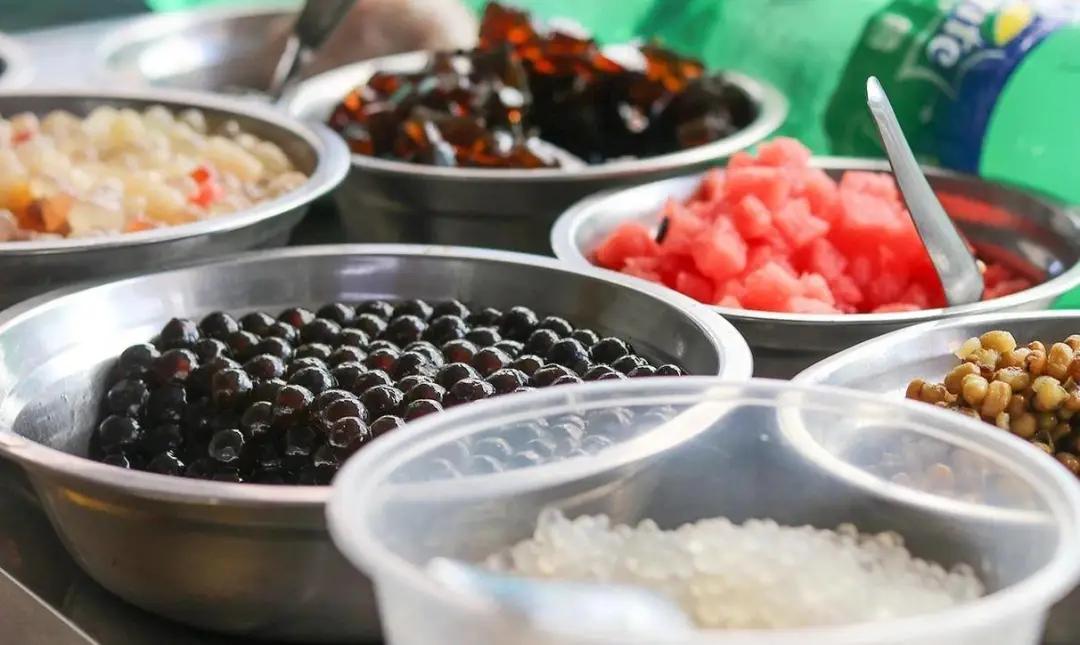 最近奶茶行业最火的新品,今年兴起的奶茶品牌