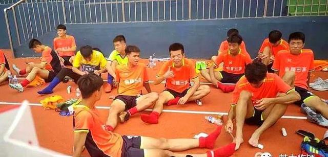 临颍三高足球队最好成绩,临颍三高2008年喜报