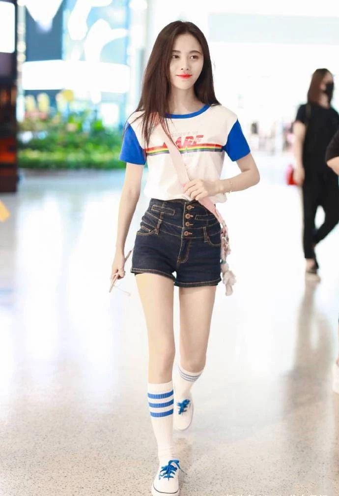 鞠婧祎矮个子,鞠婧祎很矮