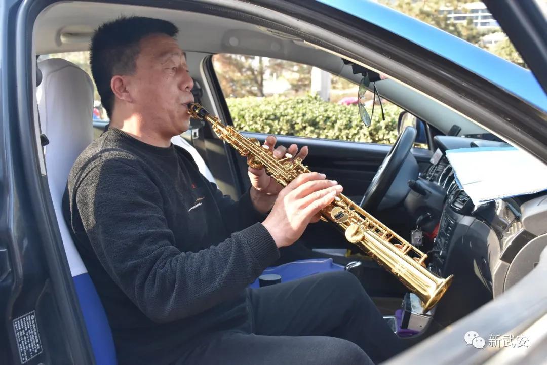 哎呦不错哦有磁带吗,哎呦不错哦台版专辑照片