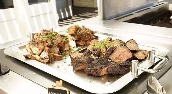 有着绝美迷人的“容颜”，却充满让*欲人**罢不能的速度野性与激情