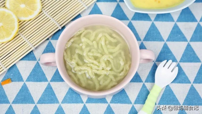 宝宝不爱咀嚼吃辅食干呕,宝宝挑食不肯咀嚼