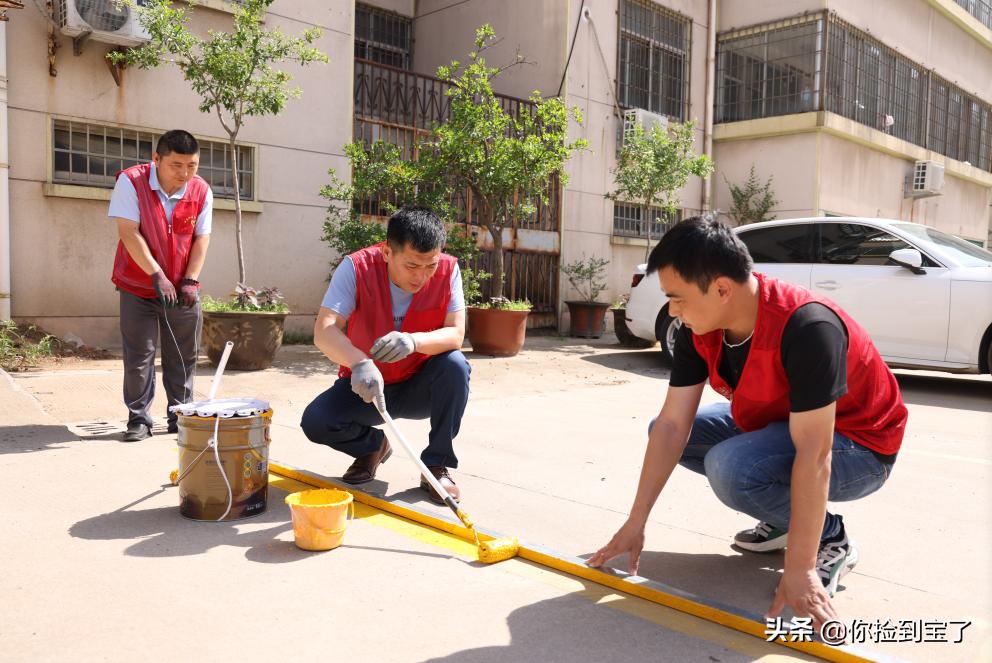 快速连续按2次一键启动,快速按三下开机键启用旁白