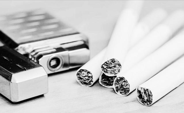 鲁迅不为人知的一面：一生爱烟，想戒却戒不掉，最后死于香烟