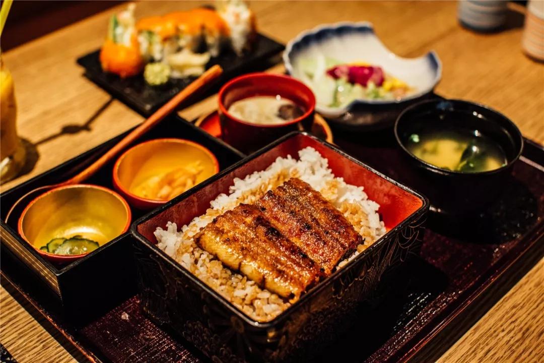 这里，可能是我爱上中国的理由