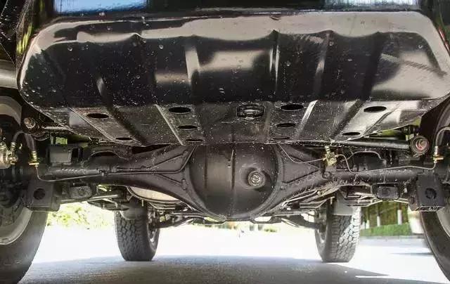 陆风x92009款2.4手动四驱汽油版,陆风x9测评