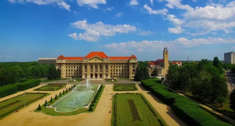 匈牙利留学优缺点一览表,匈牙利留学最好专业排名