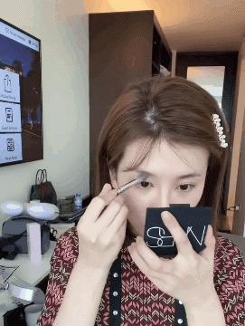 乔欣眼妆全过程完整版,乔欣的穿搭妆容图片