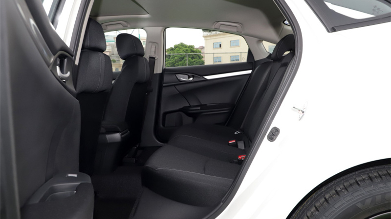 简单粗暴干就完了原版,本田思域2019款优势