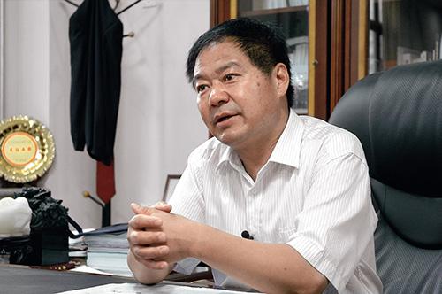 蓝翔学校校长离婚案,蓝翔校长案