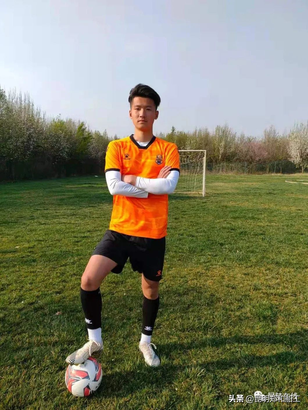 官宣|朱欧杰签约昆明郑和船工足球俱乐部