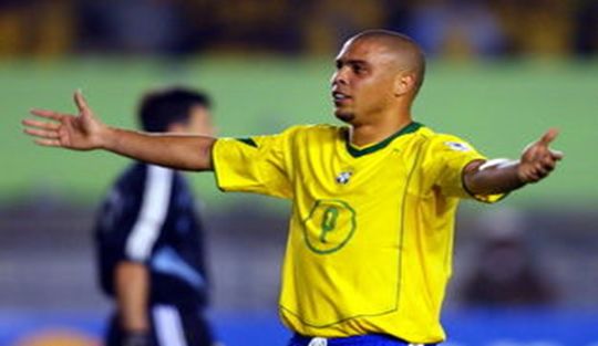 罗纳尔多荷甲埃因霍温,18岁的罗纳尔多荷甲