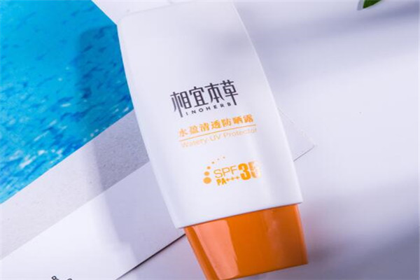 防晒霜平价哪个牌子的防晒效果好,平价防晒霜哪个牌子防晒效果好
