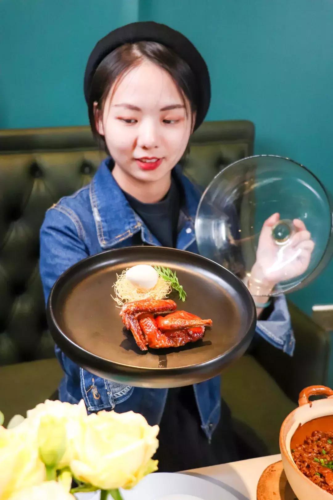 等2小时也要吃!厦门排队餐厅鼻祖“宴遇”,专卖你没吃过的……