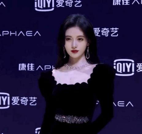 贵族手术的好处,鼻基底手术失败凹陷怎么改善