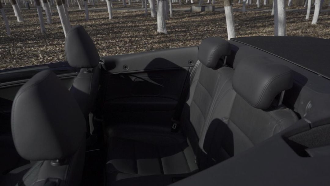 最新款二手高功率高尔夫,二手2.0t大众敞篷高尔夫