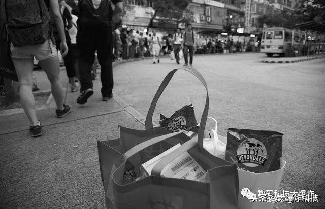 从今天开始电商法实施了!严禁刷好评、大数据杀熟等“套路”